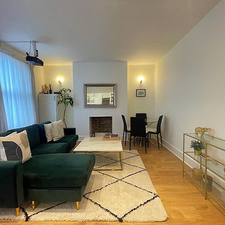 Queen Bedroom In Maida Vale 伦敦 外观 照片