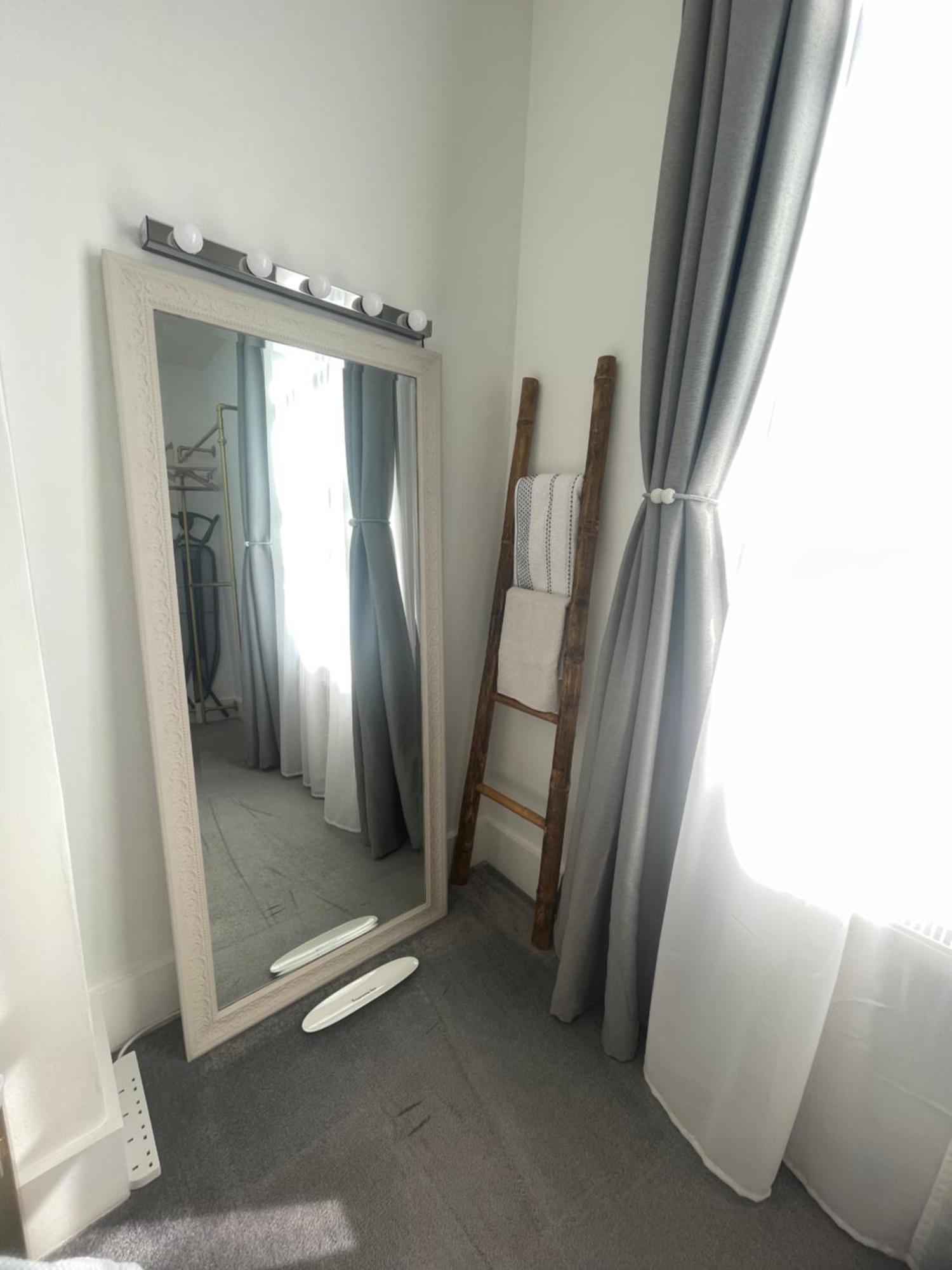 Queen Bedroom In Maida Vale 伦敦 外观 照片